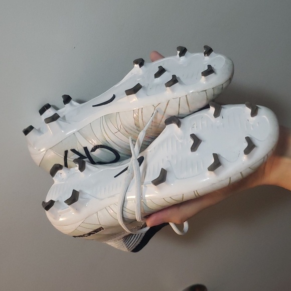Nike junior mercurial x victory 6 soccer shoes cleats CR7 flyknit size 4.5 kids - Picture 8 of 11